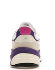 New Balance 990v6 "MiUSA Magenta Pop"