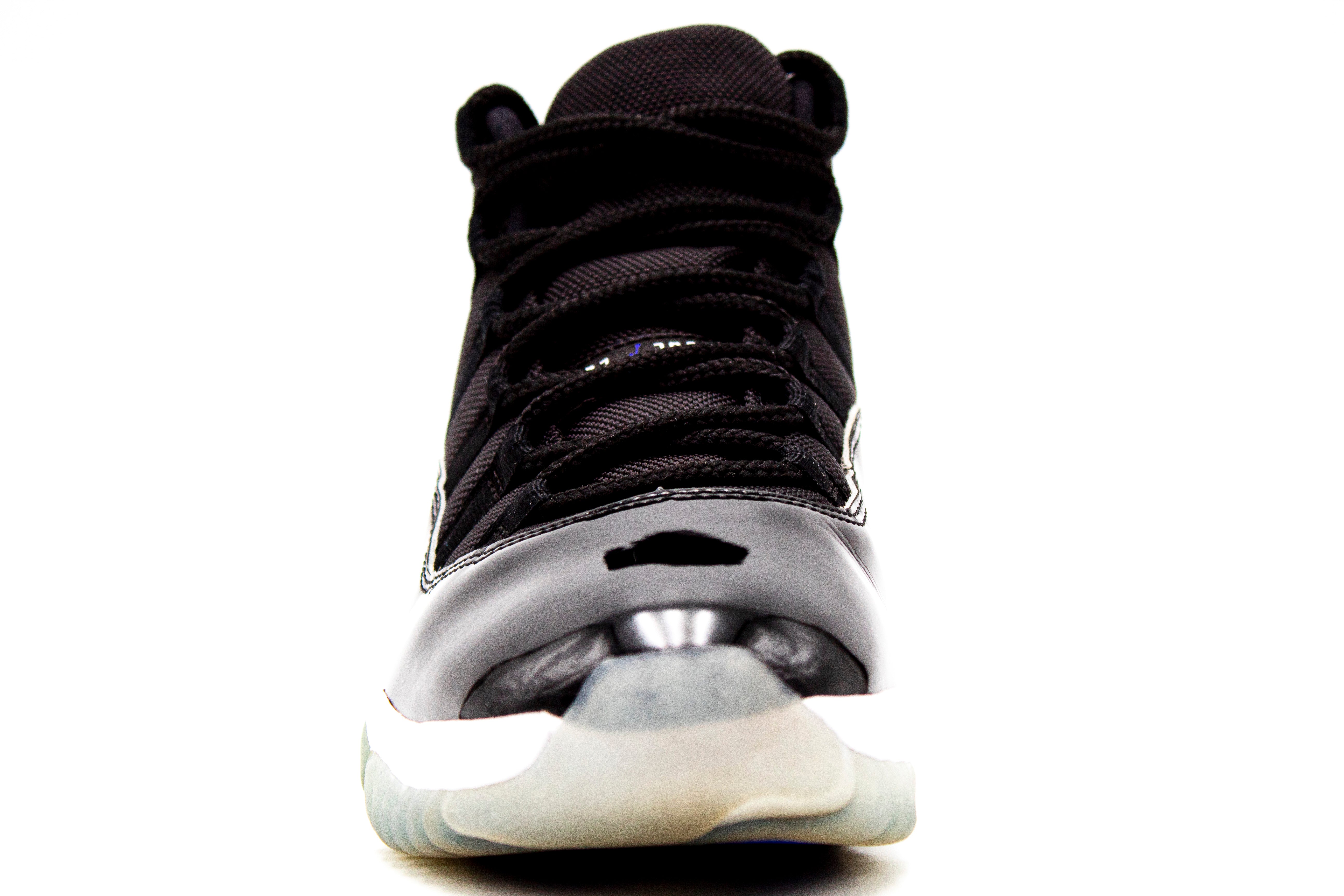 Air Jordan 11 Retro &quot;Space Jam&quot; (2016) (Pre-owned)