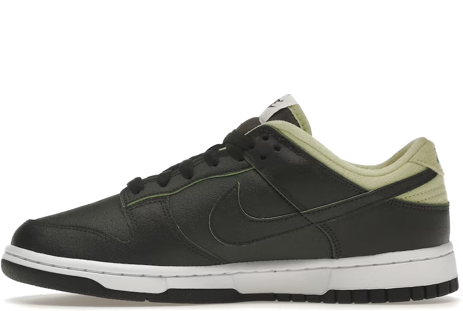 Nike Dunk Low &quot;Avocado&quot; (W)